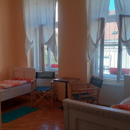 B&B Lakis&Takis Novi Sad Exterior foto